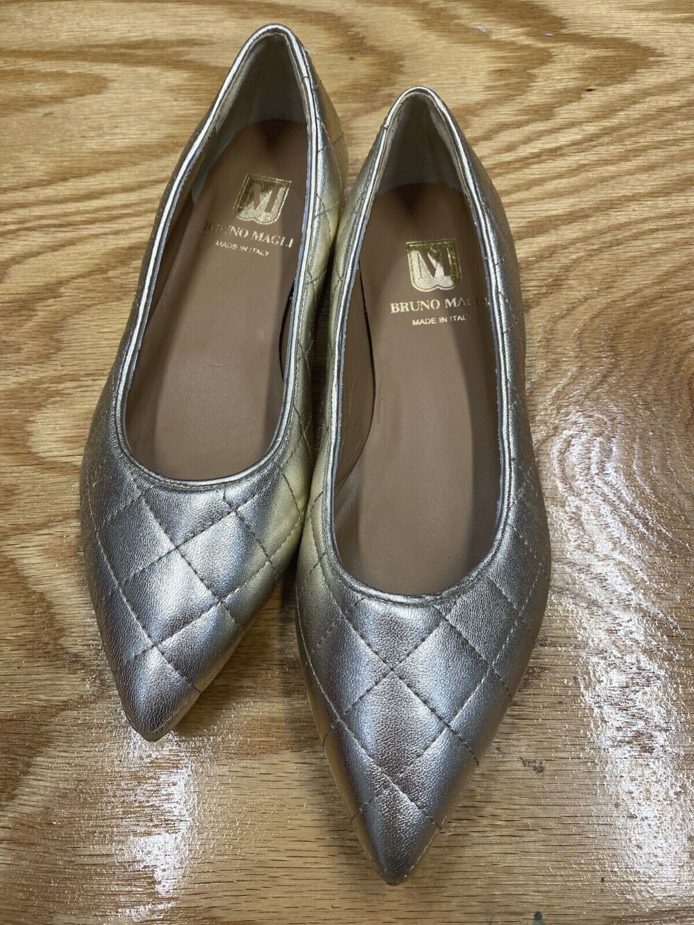 Bruno Magli Ballet Flats Women 6.5 /37 Gold Low Quilted Metallic Pointed Toe S8